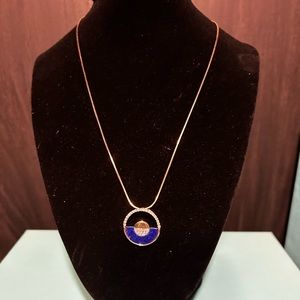 Na Hoku New In Box Horizon Pendant Necklace. 14K Yellow Gold.
